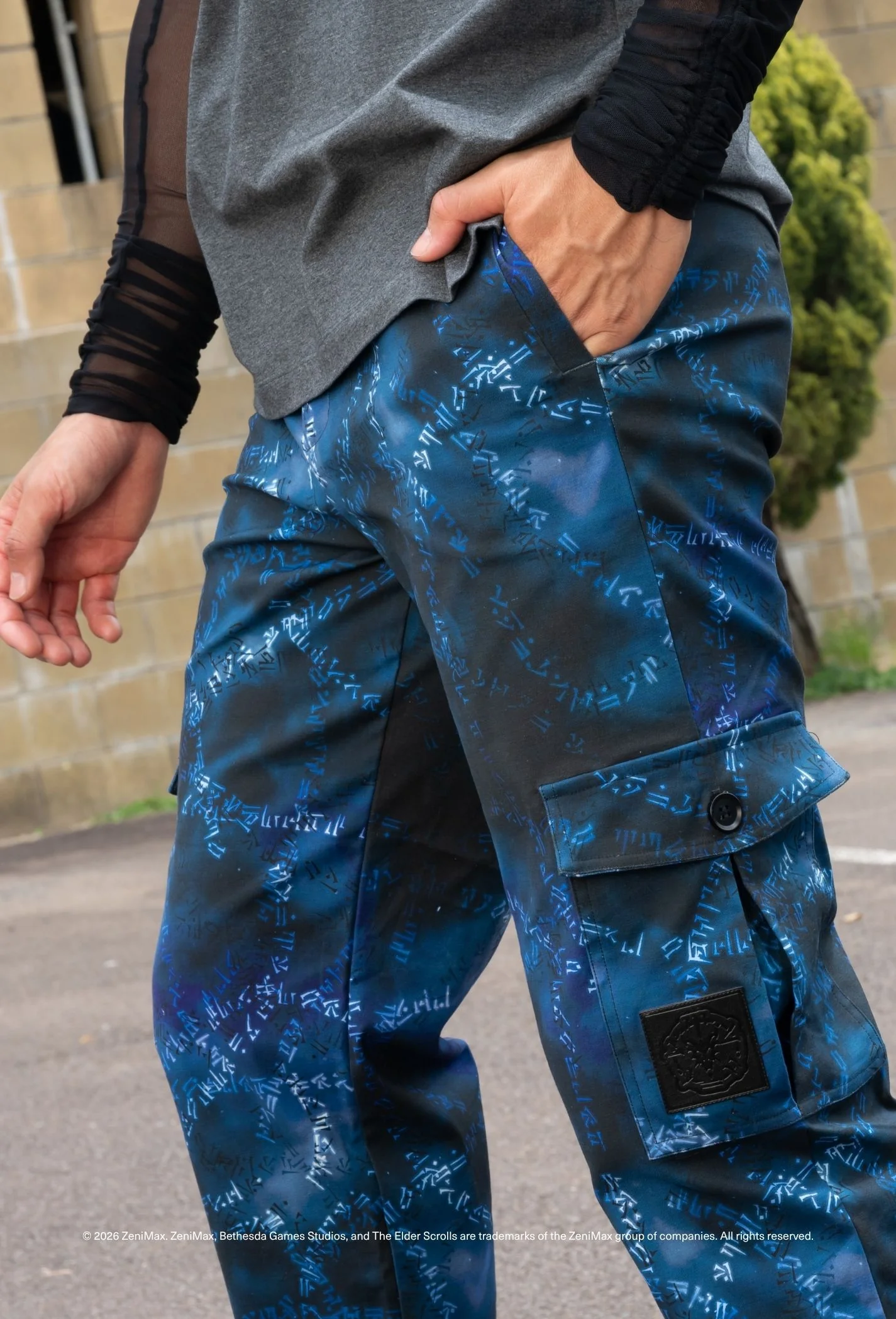 Thu'um Master Cargo Pants - Image 10